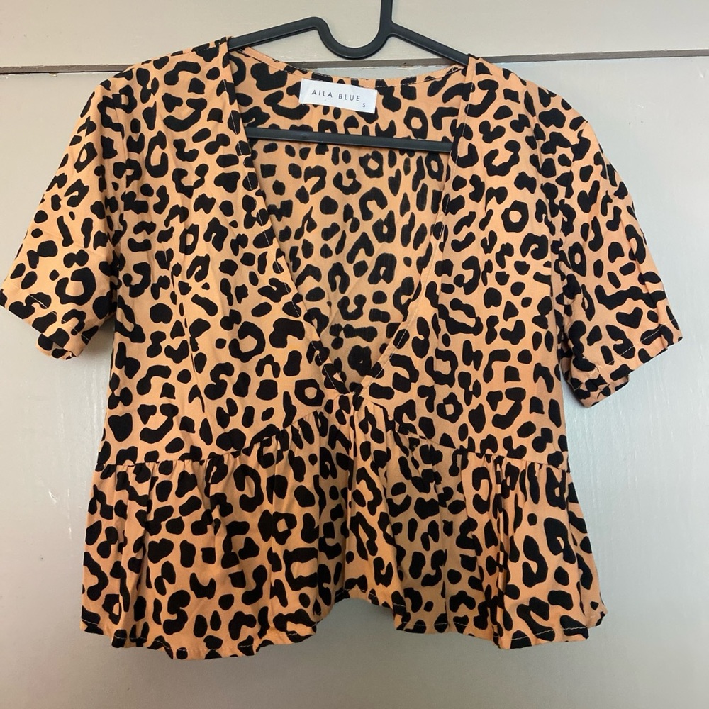 Aila Blue Leopard Print Top